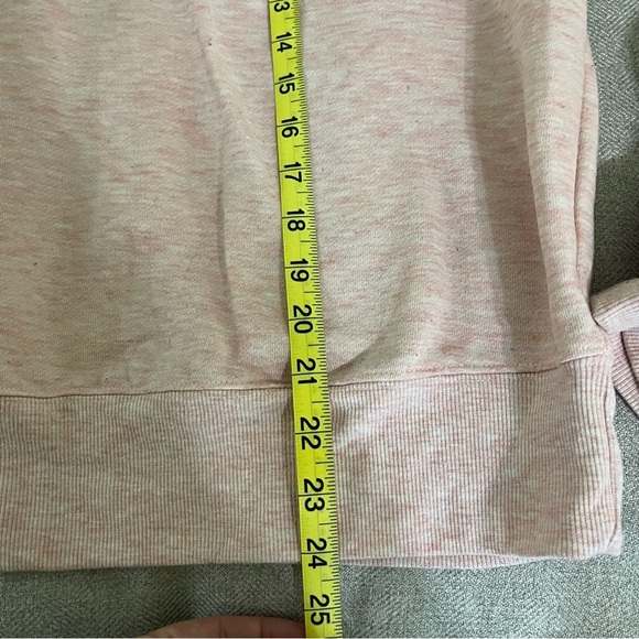 New Balance Women's Size Small Crew Neck Light Pink Heather Sweatshirt - Picture 9 of 9
